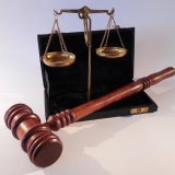 Les contraintes financières du canton pèsent sur la justice valaisanne.
